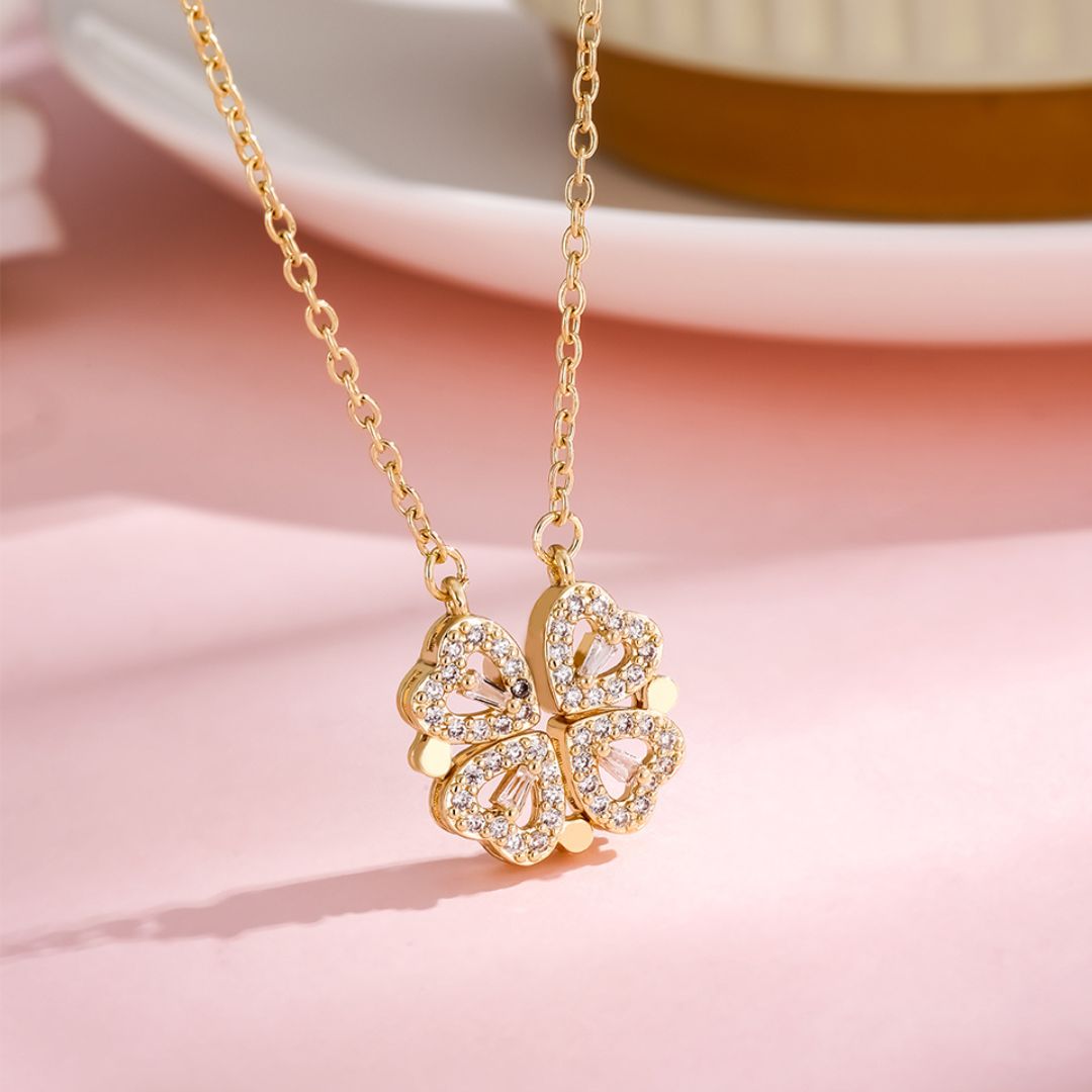 Four-Leaf Clovers Pendant Necklace™